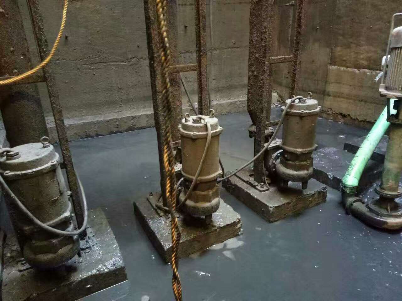 滦南污水池清理